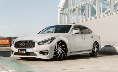 Infiniti Q70 on Twister