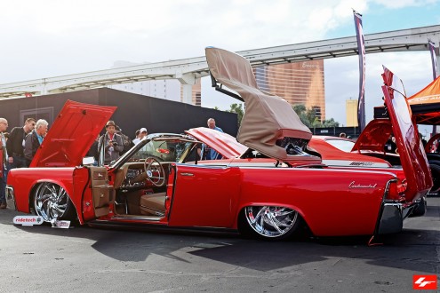 Classic 1963 Lincoln Continental on LF-744