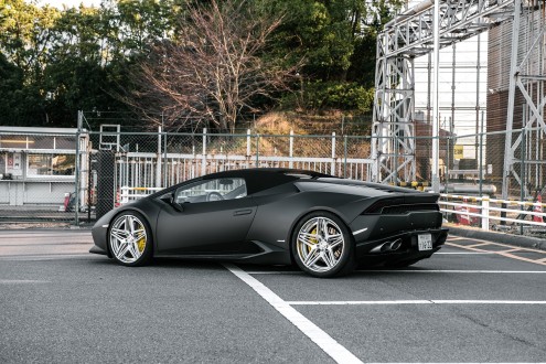 Lamborghini Huracan on Renzo RZ-108