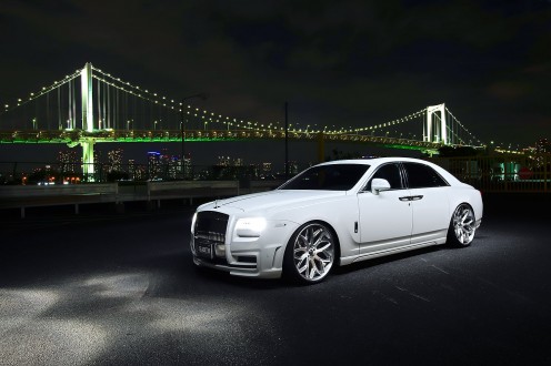 White Rolls Royce Ghost on LC-750 Wheels