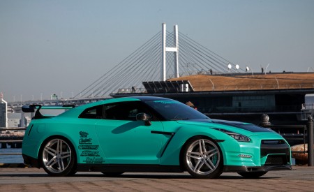 Nissan GTR w/ Suicide Doors and Digital Air Suspension